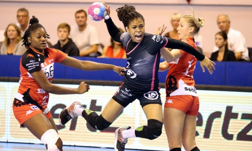 Descrição: Resultado de imagem para bruna de paula handebol