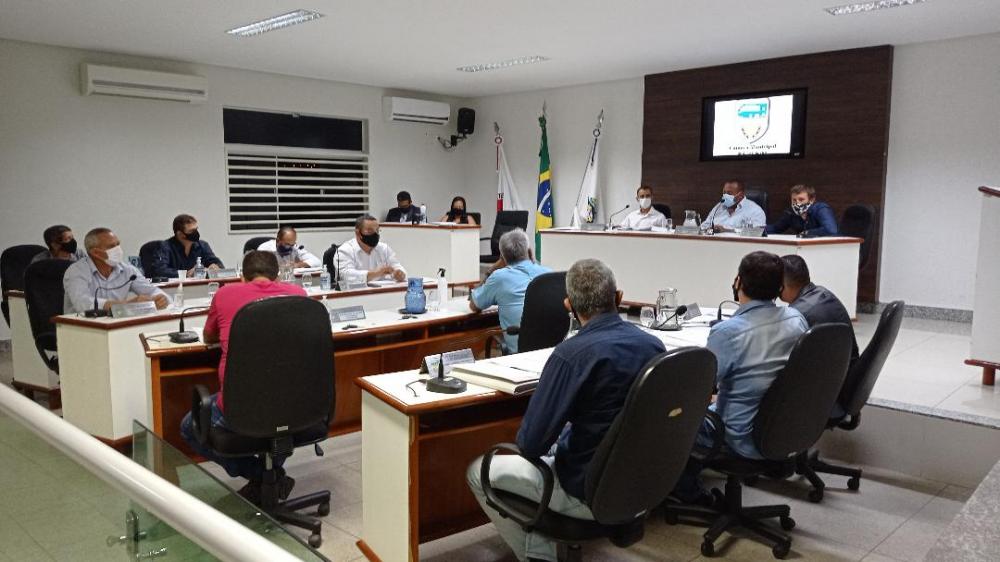Câmara de João Pinheiro - durante 13ª reunião ordinária