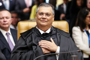 Flávio Dino tomou posse no Supremo na tarde desta quarta-feira 