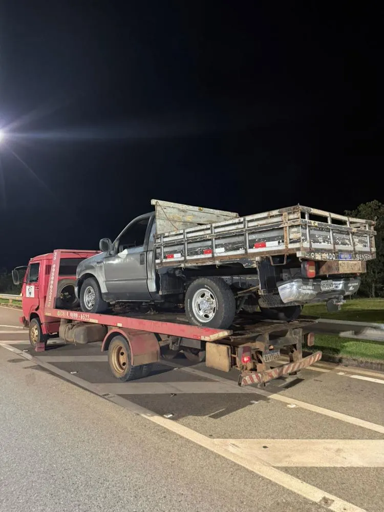 Polícia Militar prende quatro suspeitos de roubo de caminhonete em Paracatu
