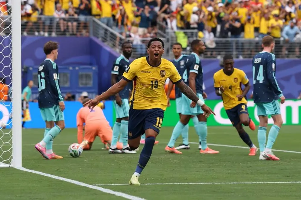 Equador vence Alemanha de virada e garante vaga histórica nas oitavas da Copa do Mundo