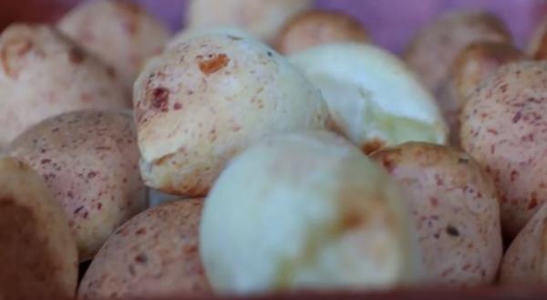 Receita do delicioso pão de queijo caseiro de Paracatu